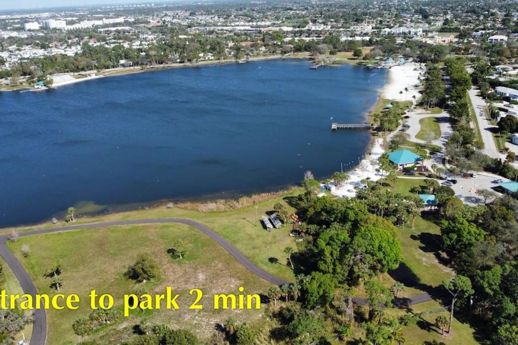 The Boho Bliss - Lakeview Elegance 3Miles Downtown North North Naples Exterior foto